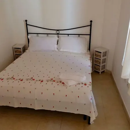 Piazzetta Santa Chiara דירה קליארי