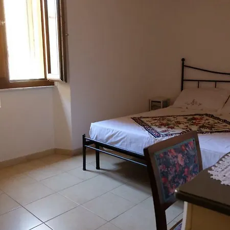 דירה Piazzetta Santa Chiara